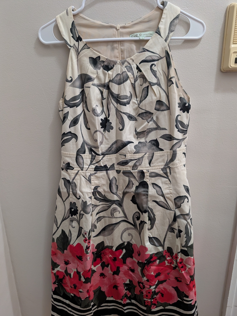 cleo PETITES Floral Midi Dress in Cream & Pink Size 10